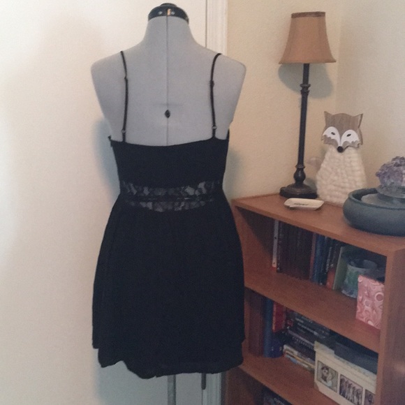 Bundle 3 summer dresses size medium - Picture 3 of 12